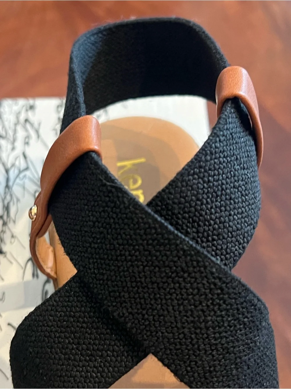 Kensie Black Sandals Size 9 New